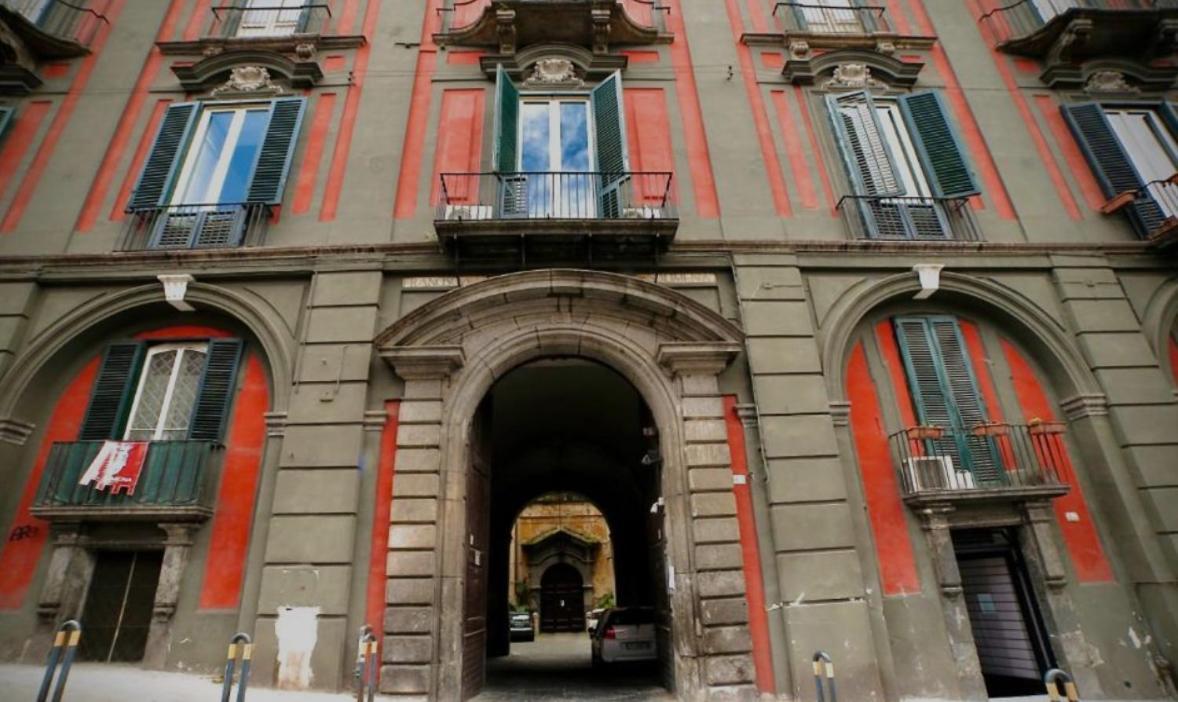 Casa Diva A 5 Passi Dal Museo Archeologico Appartement Napels